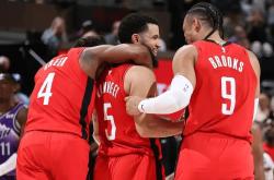 开云体育官方网站-火箭主场击败开拓者，收获五连胜