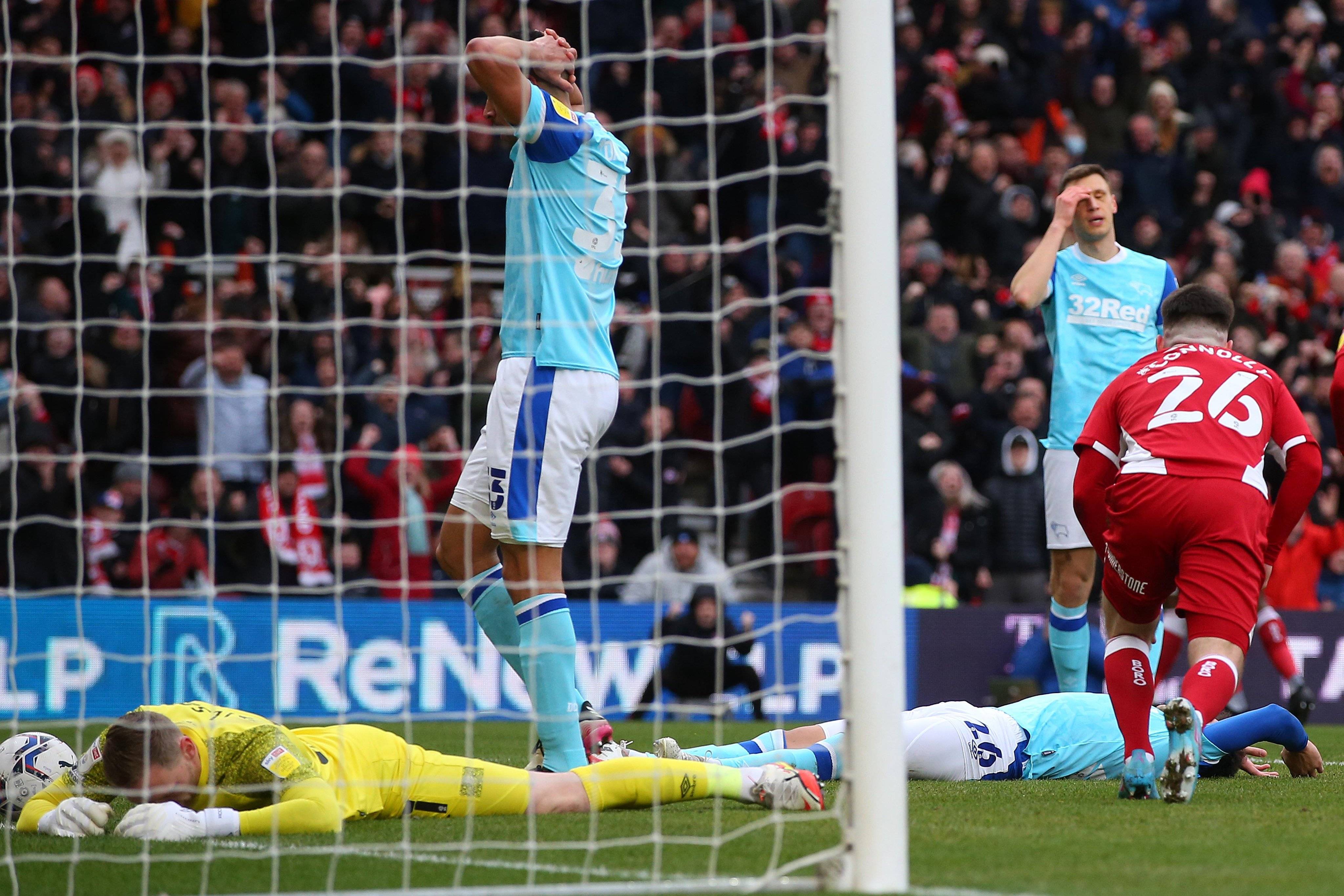 卡迪夫遭遇惨败,积分榜下滑 卡迪夫遭遇惨败,积分榜下滑