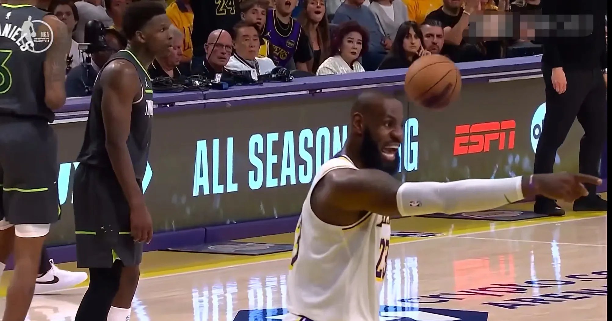 火箭惨败骑士,詹姆斯进攻犀利 火箭惨败骑士,詹姆斯进攻犀利