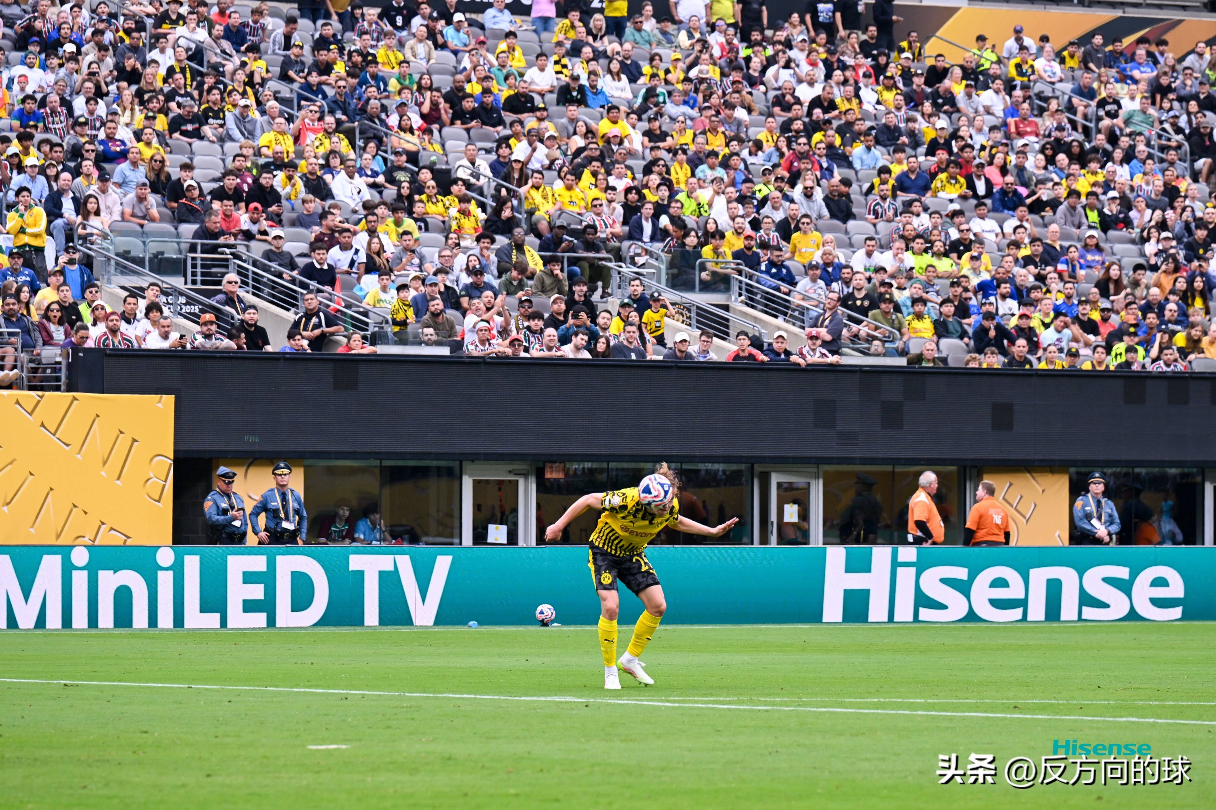 沃尔夫斯堡主场战平法兰克福，德甲积分榜再添一分的简单介绍